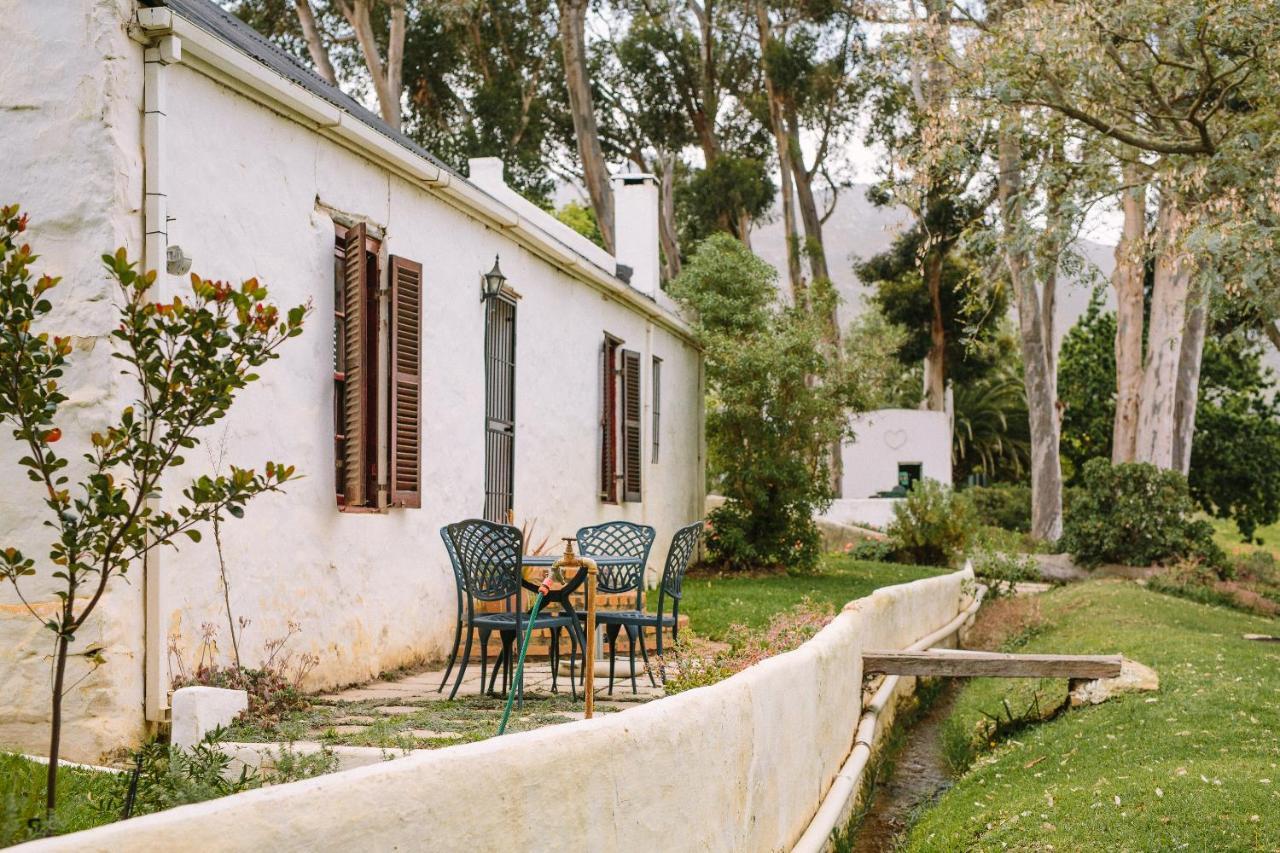 Villa Beaumont Family Wines Botrivier Exterior foto