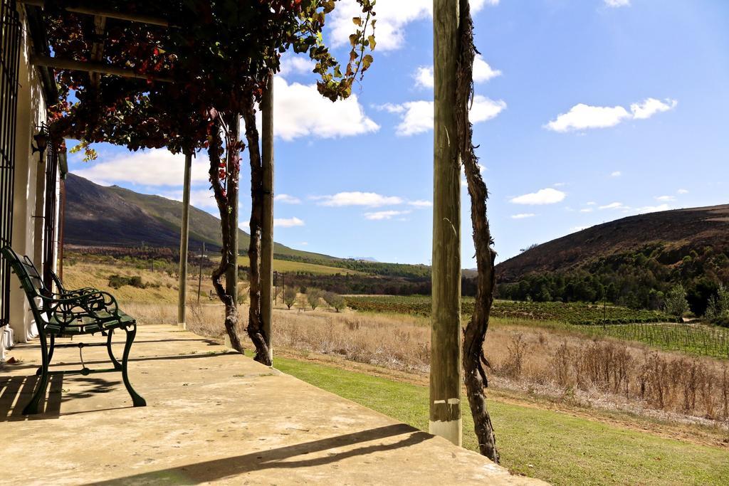 Villa Beaumont Family Wines Botrivier Exterior foto